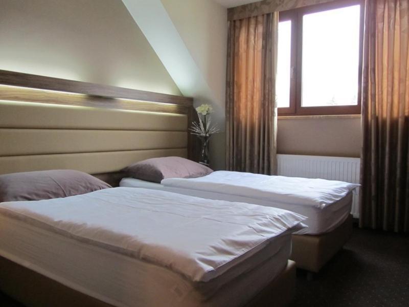 Hotel Opara トレビニェ エクステリア 写真