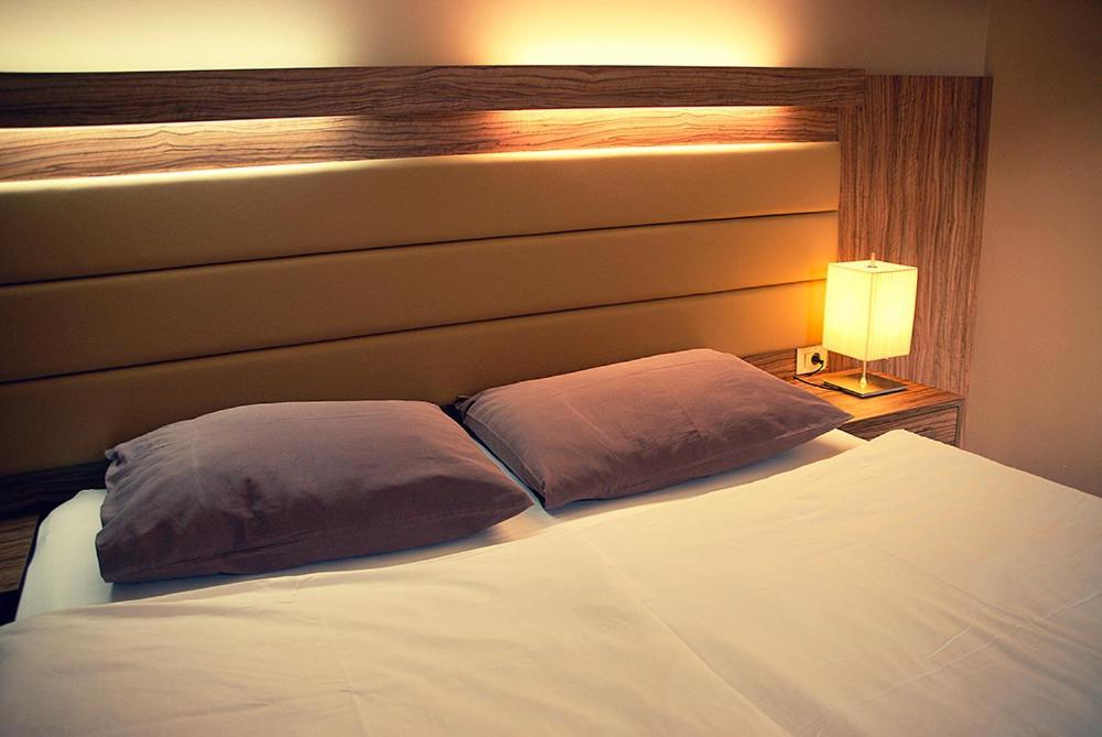 Hotel Opara トレビニェ エクステリア 写真