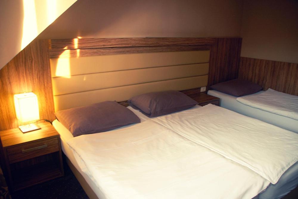 Hotel Opara トレビニェ エクステリア 写真
