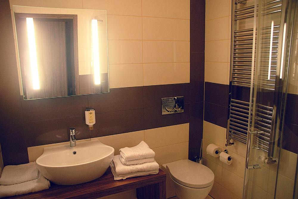 Hotel Opara トレビニェ エクステリア 写真