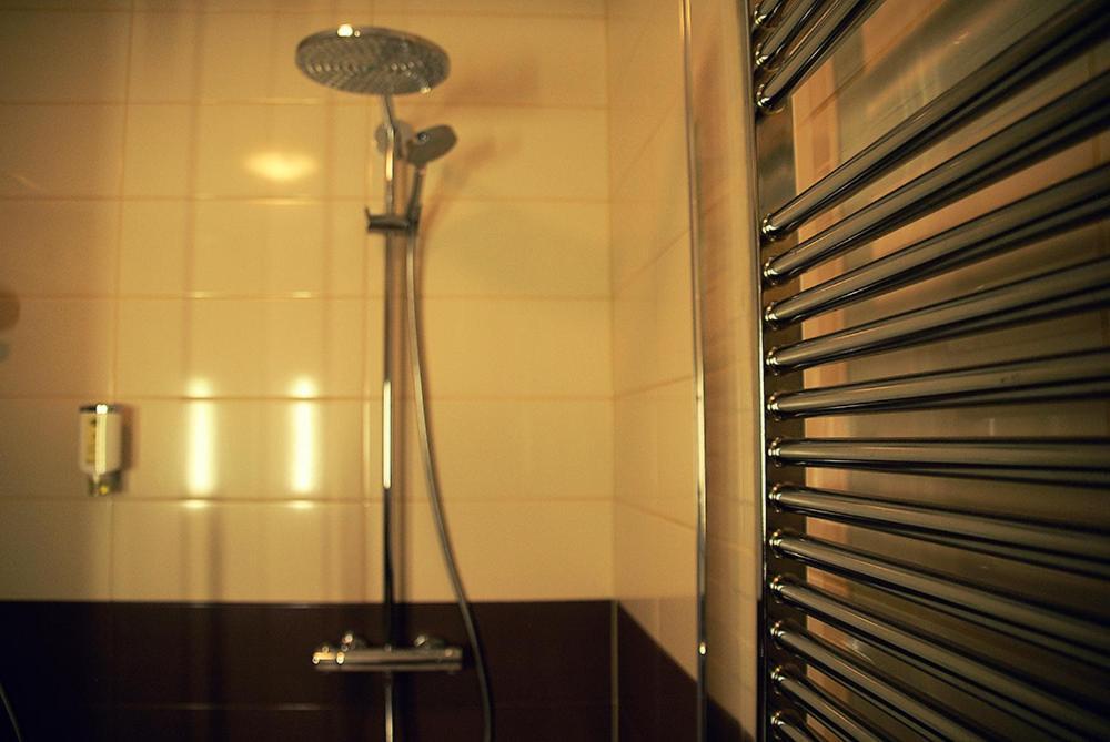 Hotel Opara トレビニェ エクステリア 写真
